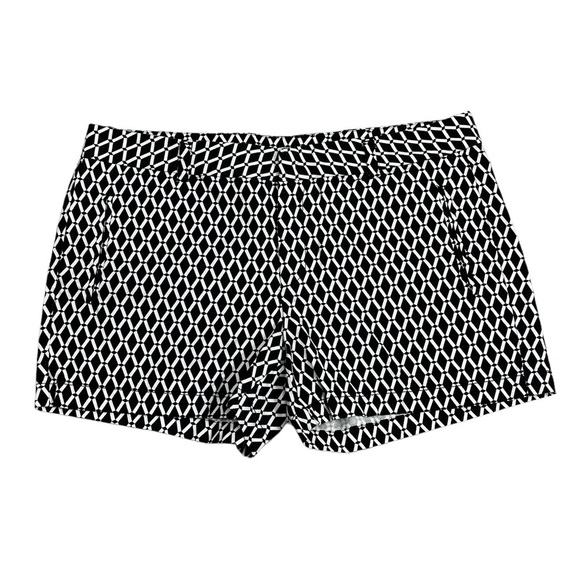 Women's Stylus 12 Large Black White Khakis Chino Shorts Diamond Geometric NWOT - Picture 3 of 9